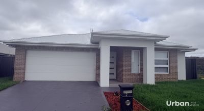 Lochinvar, 27 Livistona Drive