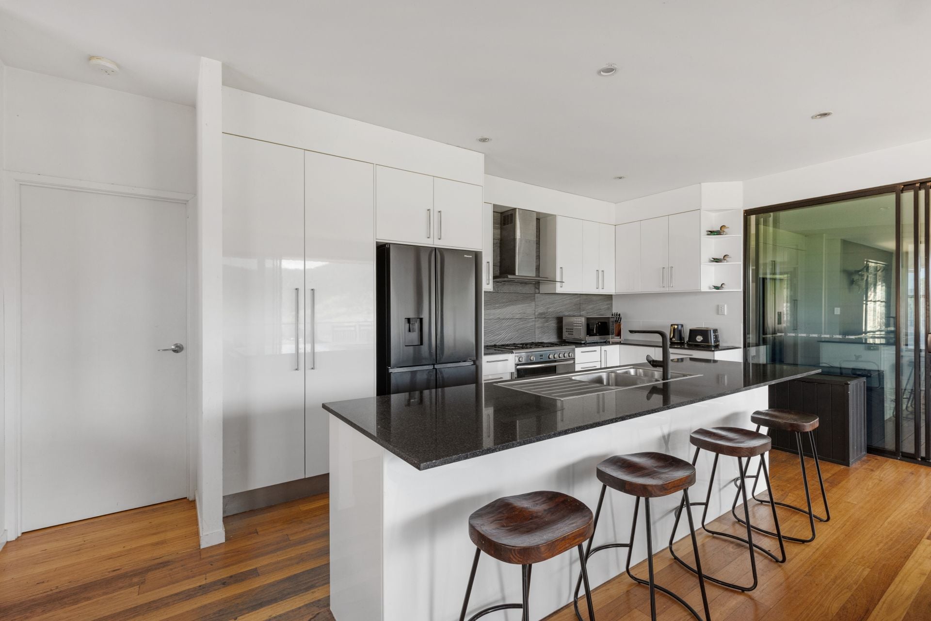 147 Geiger Road, Upper Glastonbury - Thumbnail 7