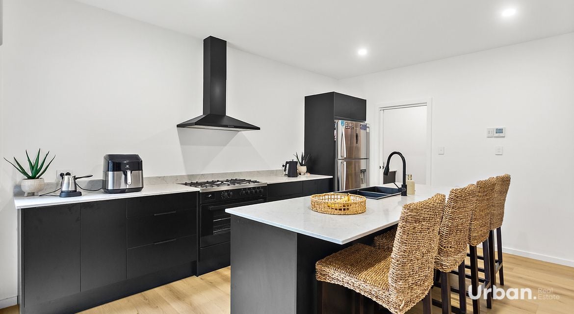 Tullimbar 15 Benandarah Way