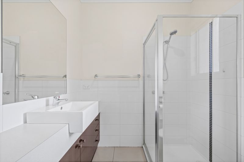 19 Knightsbridge Drive, Epping