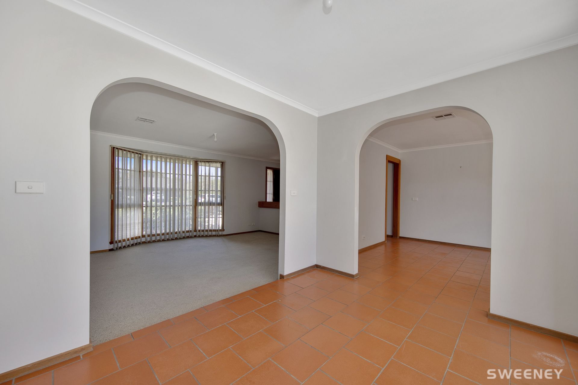 14 Sturrock Court, Altona Meadows - Thumbnail 8