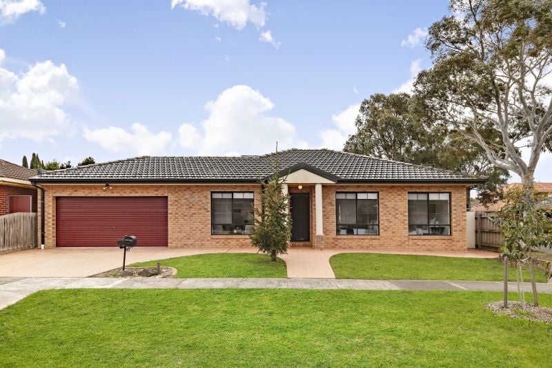 1 Middle Court, Thomastown