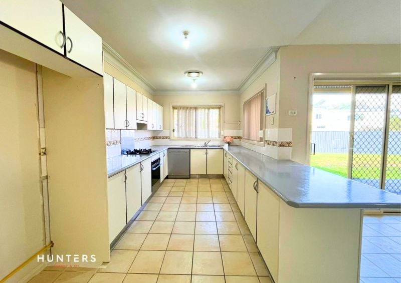 33 Castle Hill Road, West Pennant Hills