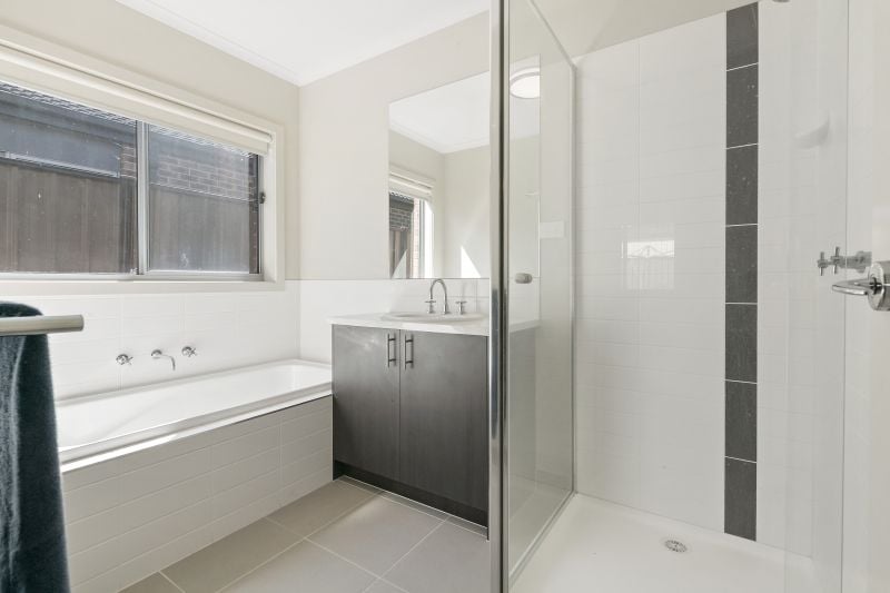 113 Moor Park Drive, Craigieburn