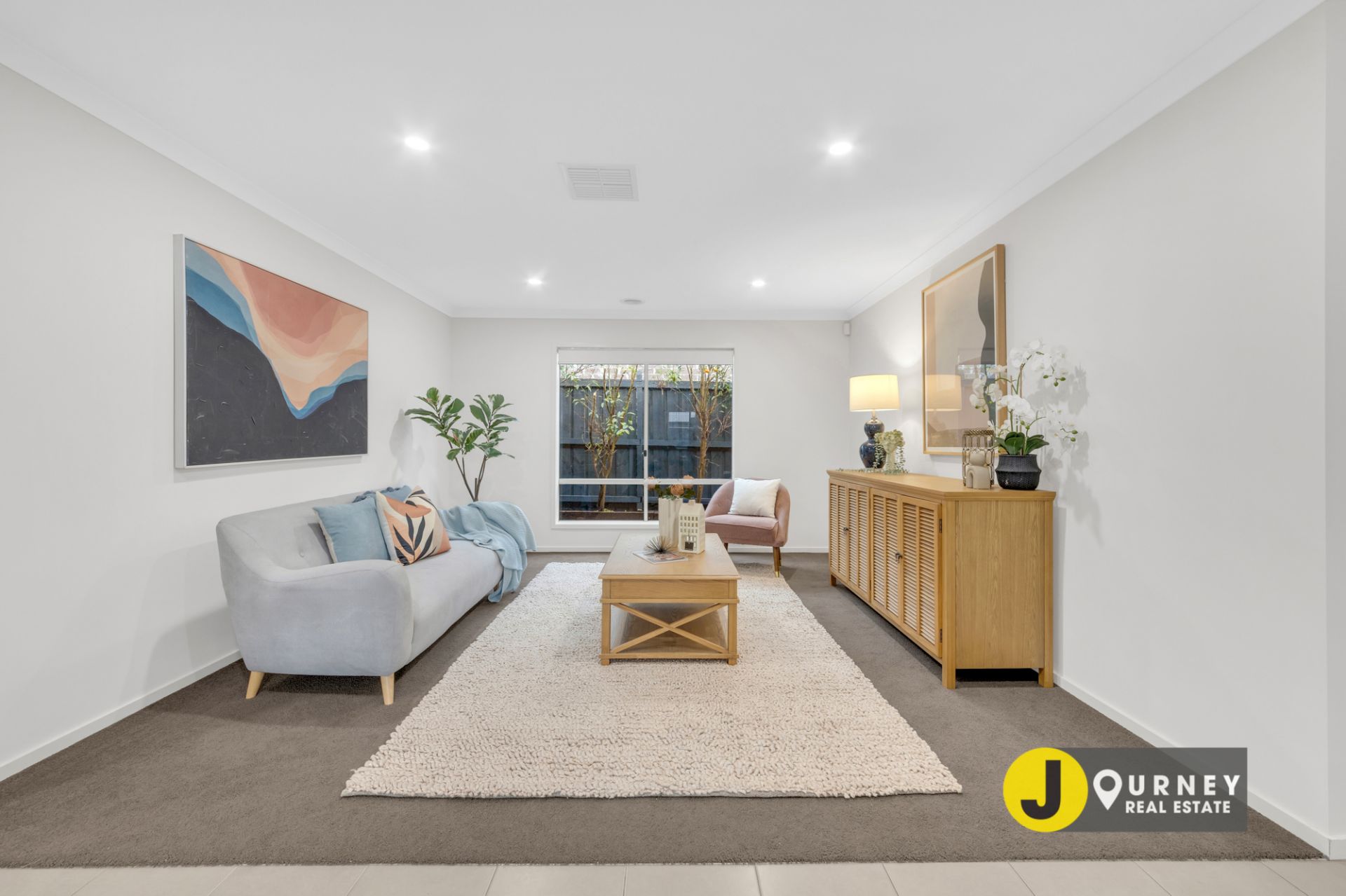 20 Thunderbolt Drive, Cranbourne East VIC, Cranbourne East - Thumbnail 3