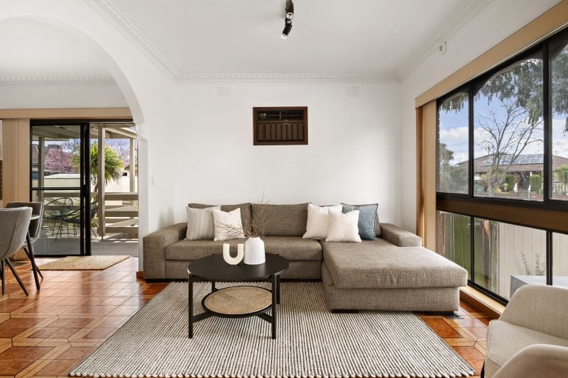 1 Redfern Close, Thomastown