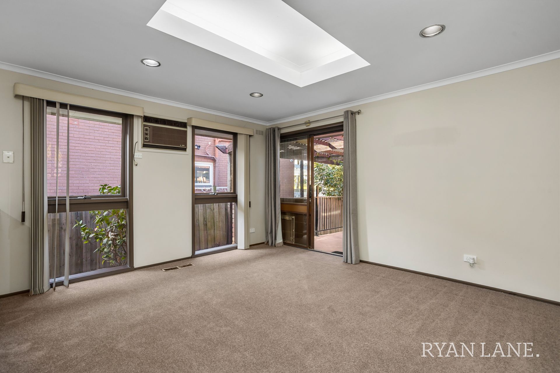 16 Mcintyre Drive Altona VIC, Altona - Thumbnail 6