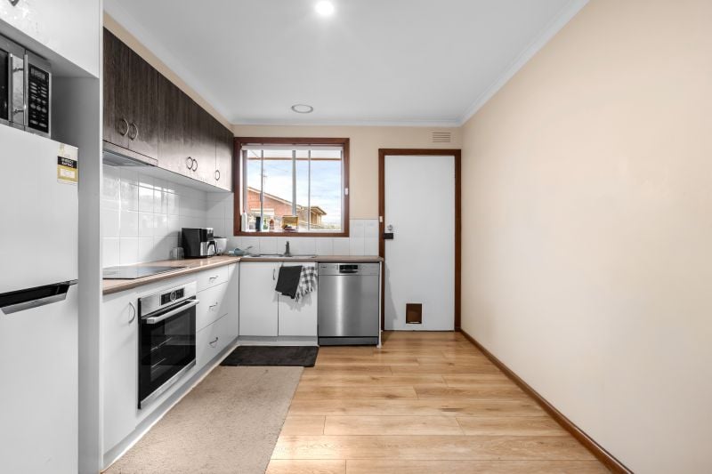 3/60 Henty Street, Reservoir