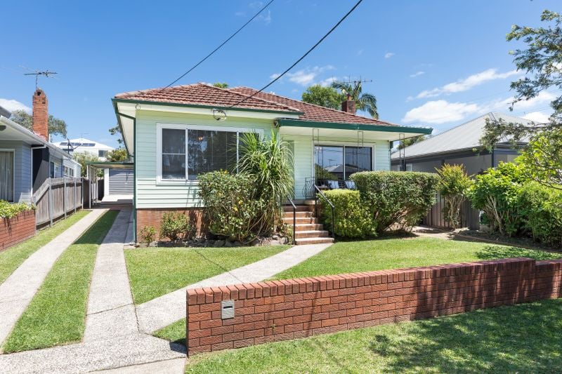 5 Kitchener Street CARINGBAH 2229