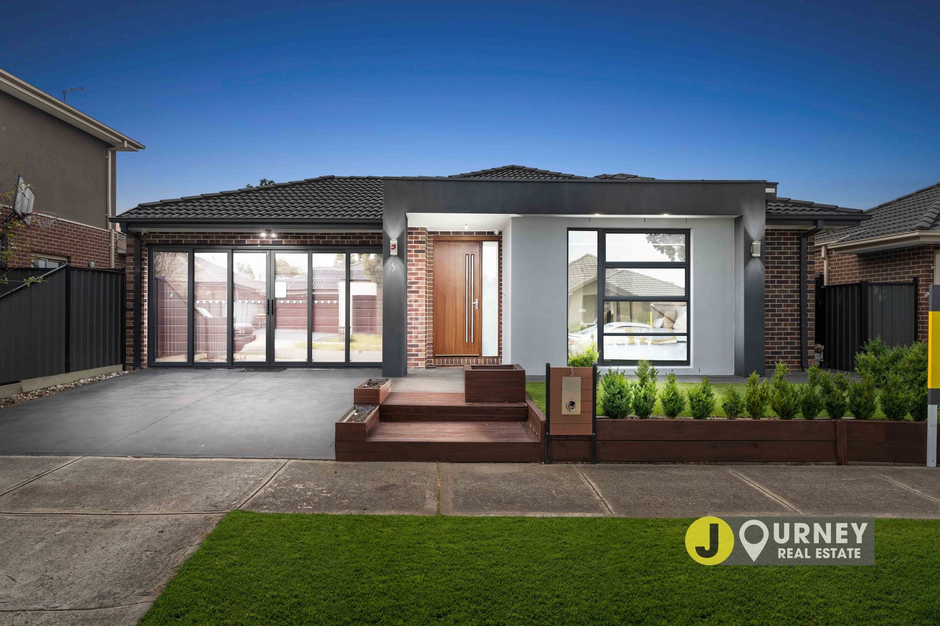 3 Lion Chase, Craigieburn VIC, Craigieburn - Thumbnail 2