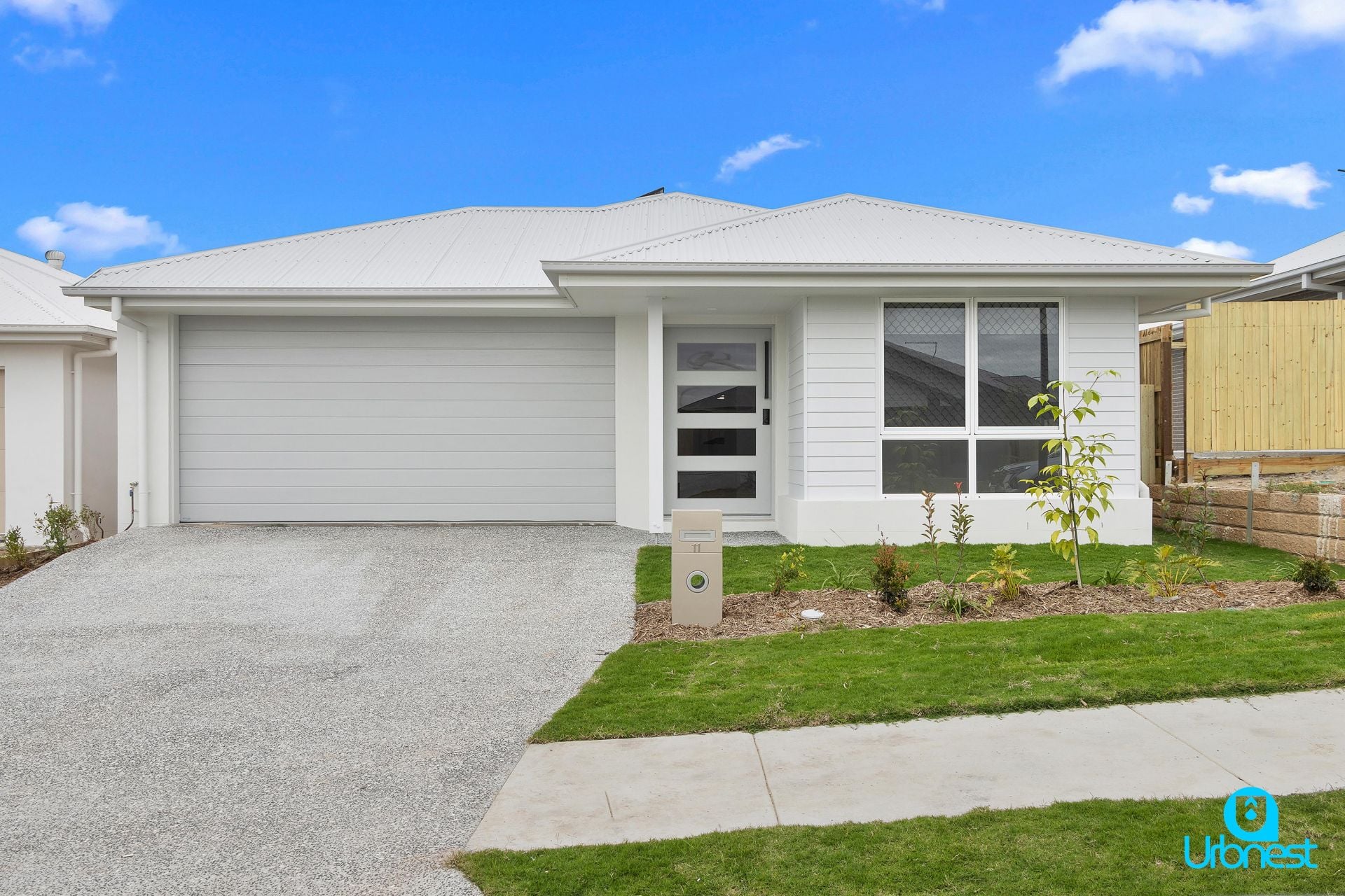 11 Beacon Street FLAGSTONE QLD