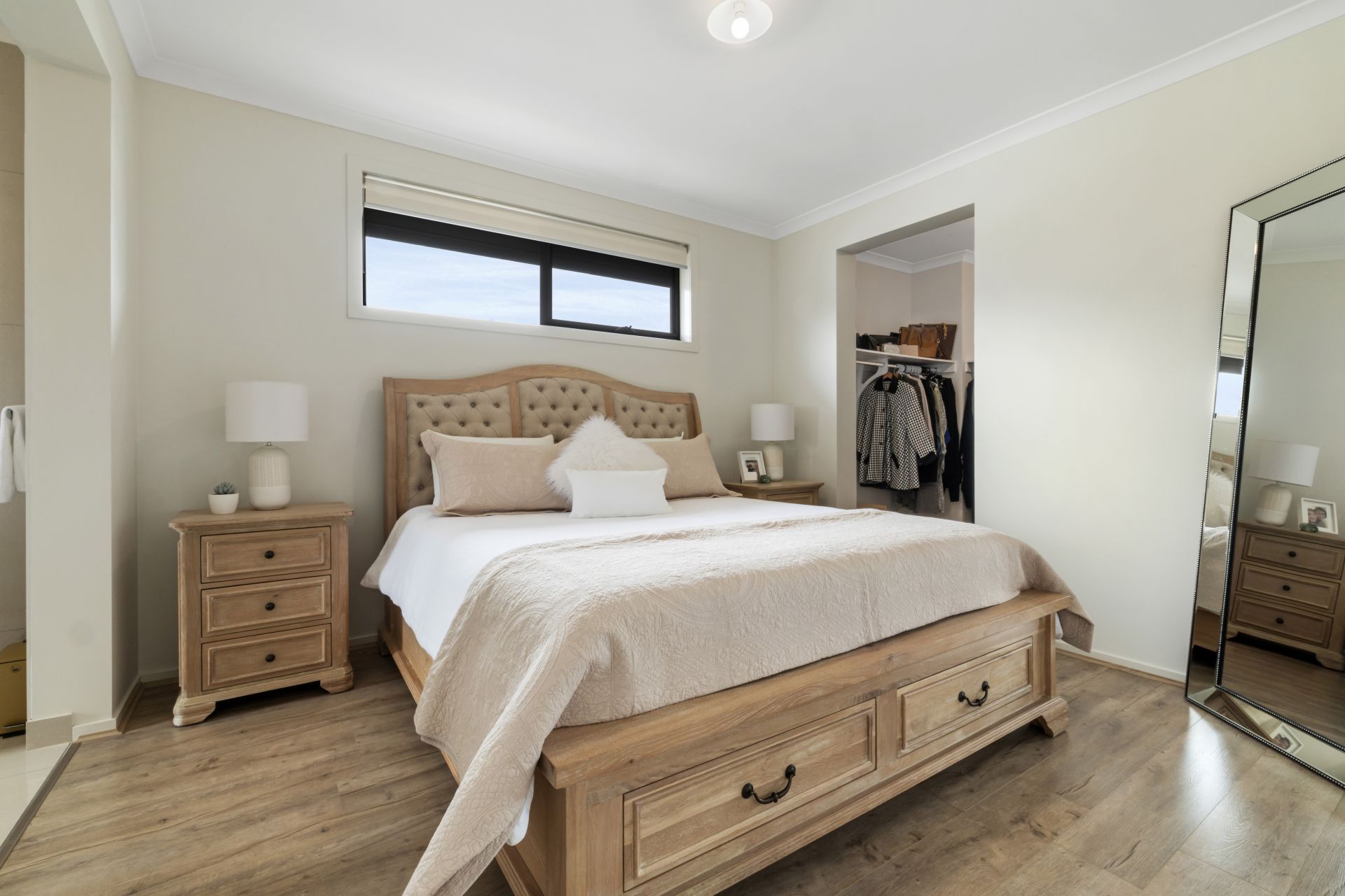 Modern Comfort And Entertaining On A Large Allotment