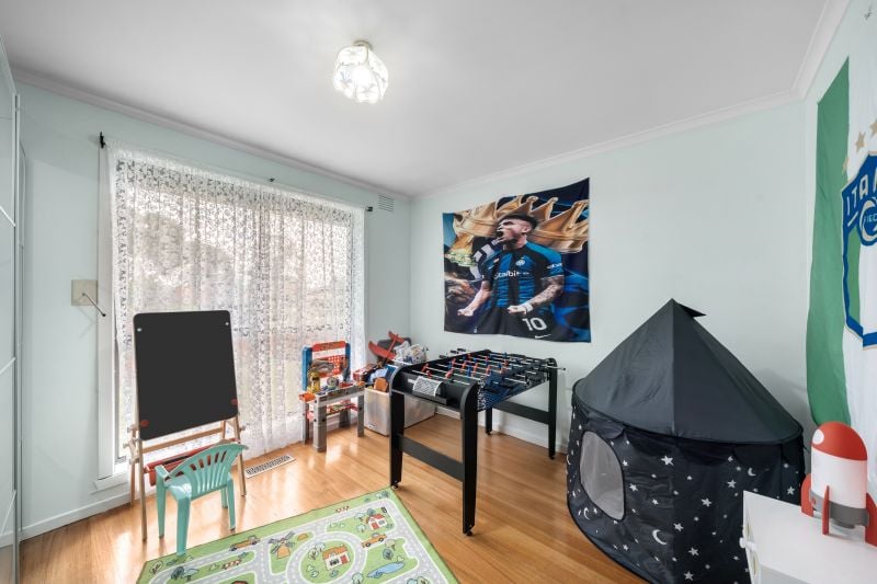 2 Gunbower Close, Thomastown