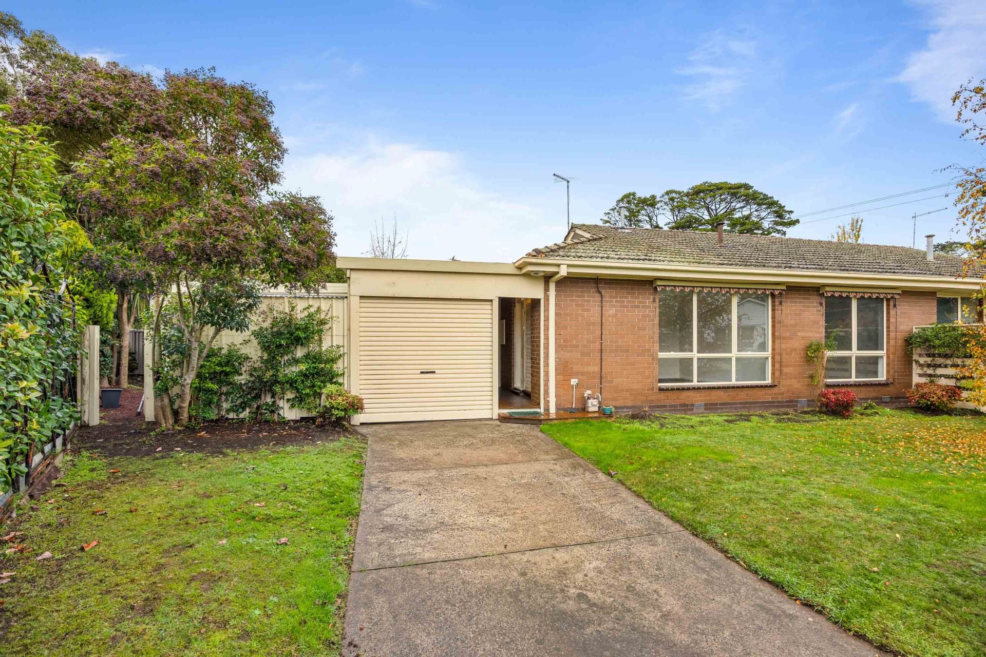 7 Chevron Court, Lake Wendouree, Lake Wendouree - Thumbnail 2