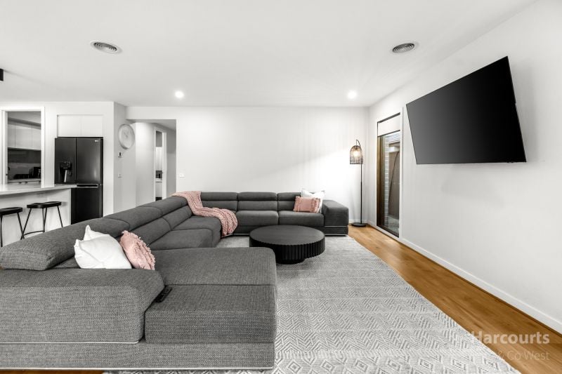 13 Anghor Drive, Fraser Rise