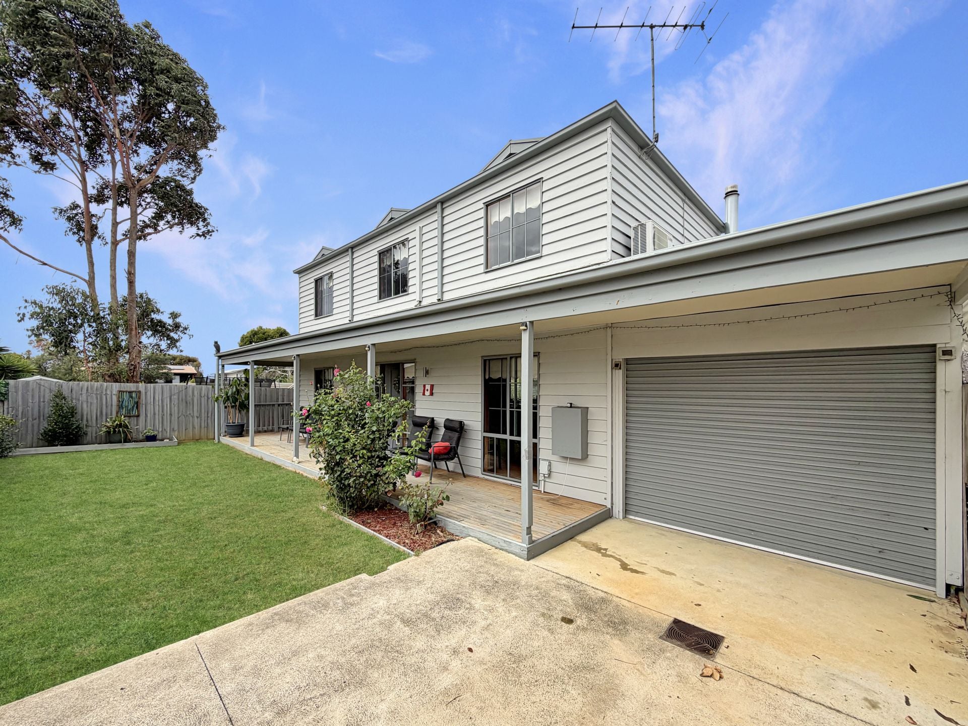 14 Loch Ard Dr Torquay VIC, Torquay - Thumbnail 2