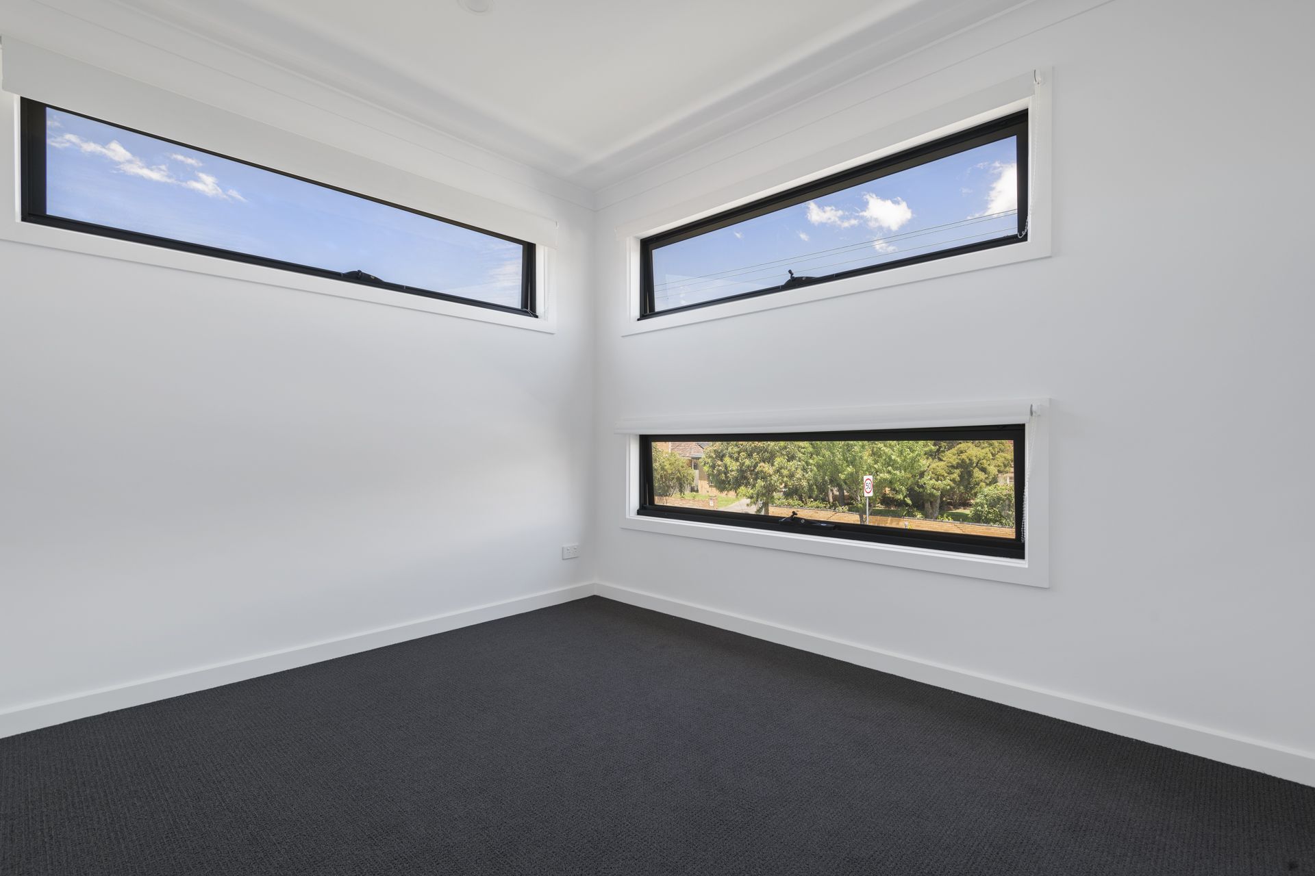 MODERN TOWNHOUSE IN PRIME LOCATION