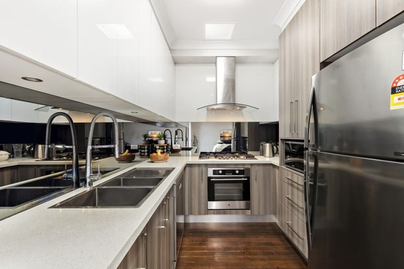 2/38 Waratah Street, Thomastown