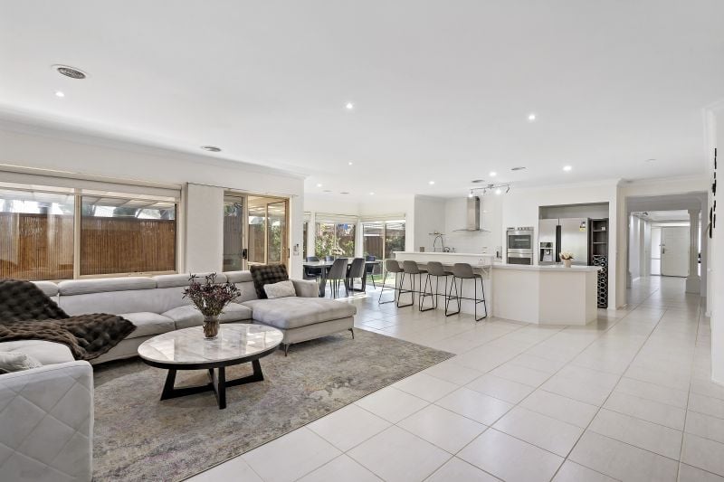 13 Wingate Court, Mill Park