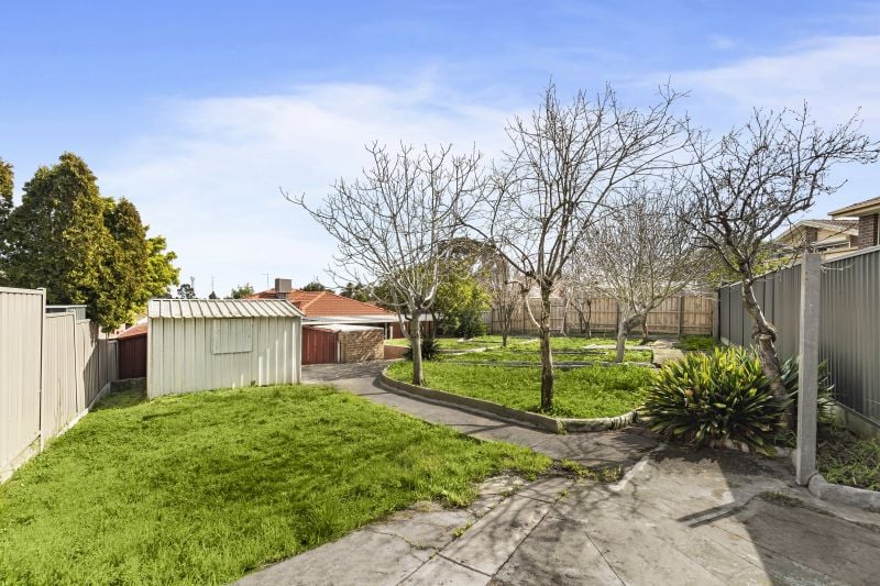 71 Thompson Circuit, Mill Park