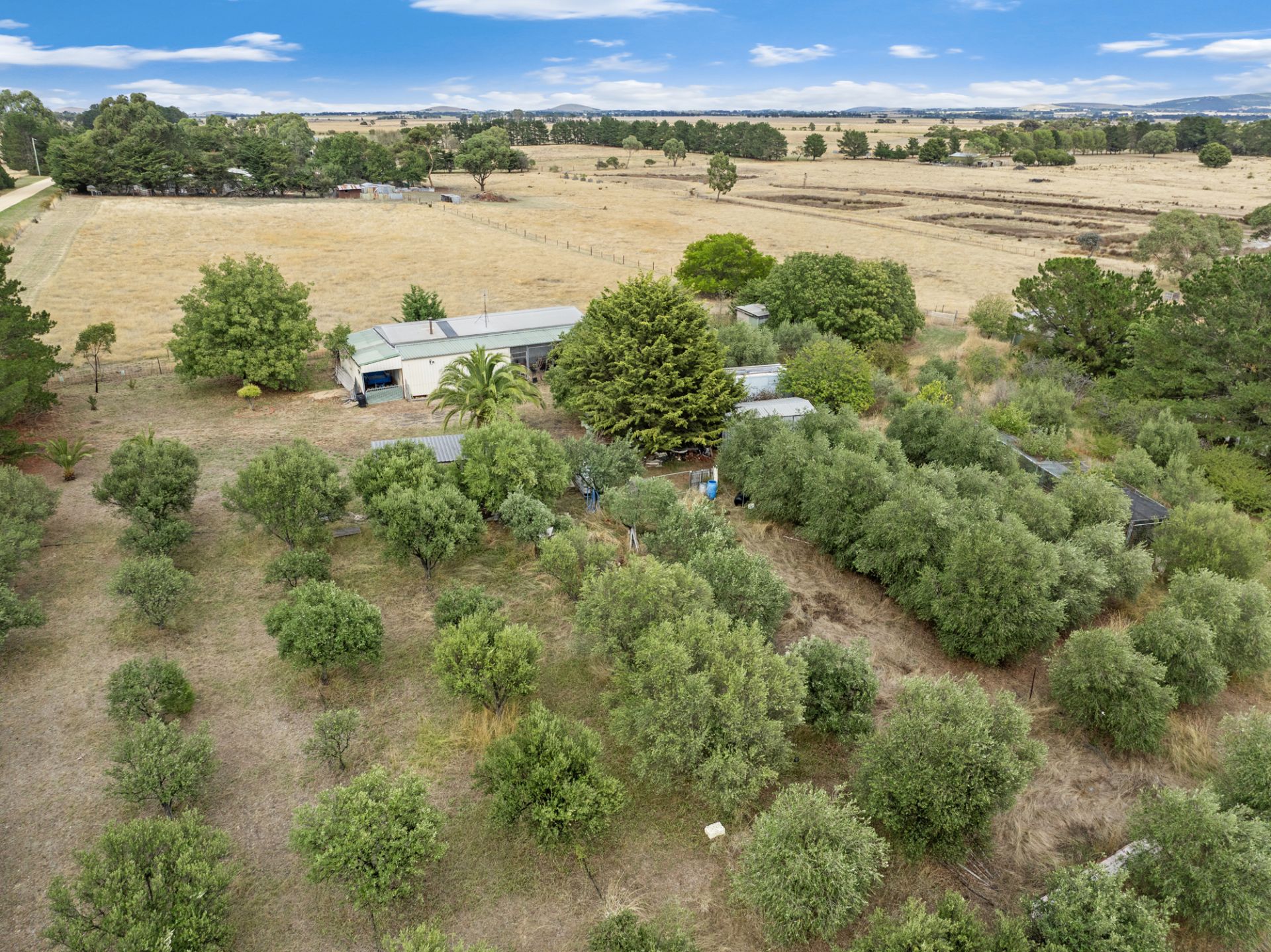 60 Mclennans  Road, Clunes, Clunes - Thumbnail 2