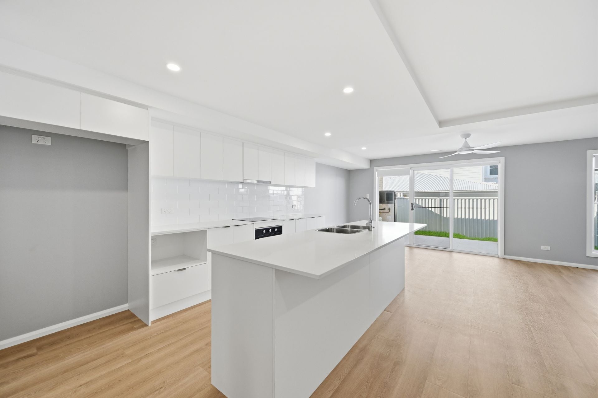 18 Foreshore Avenue Lake Cathie NSW, Lake Cathie - Thumbnail 5