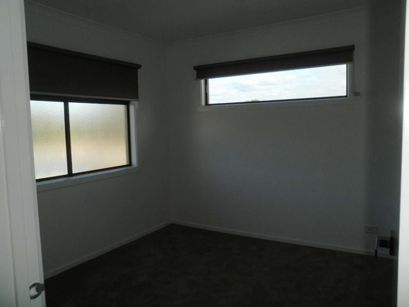2/15 Seagull Avenue, Altona - Thumbnail 5