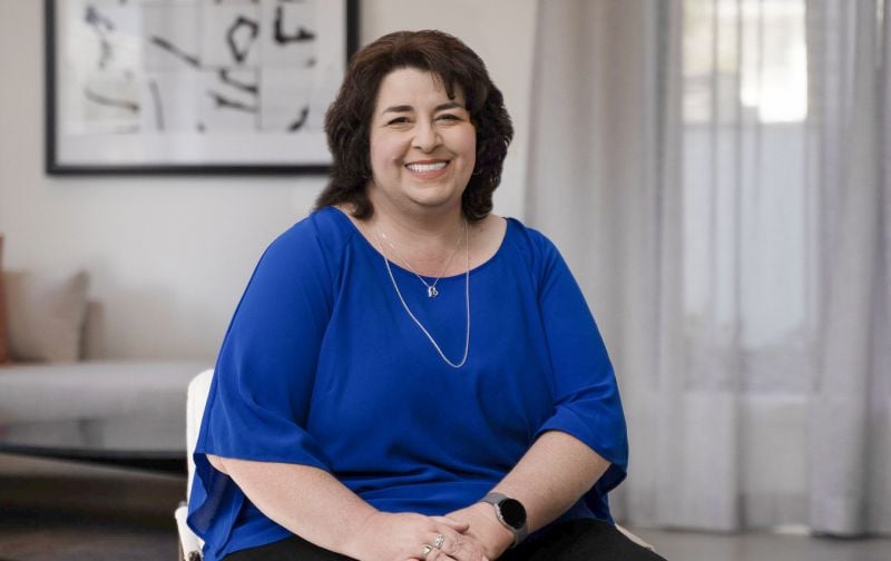 Lynette Farrar