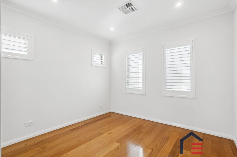 9 Emerald Way, Carine