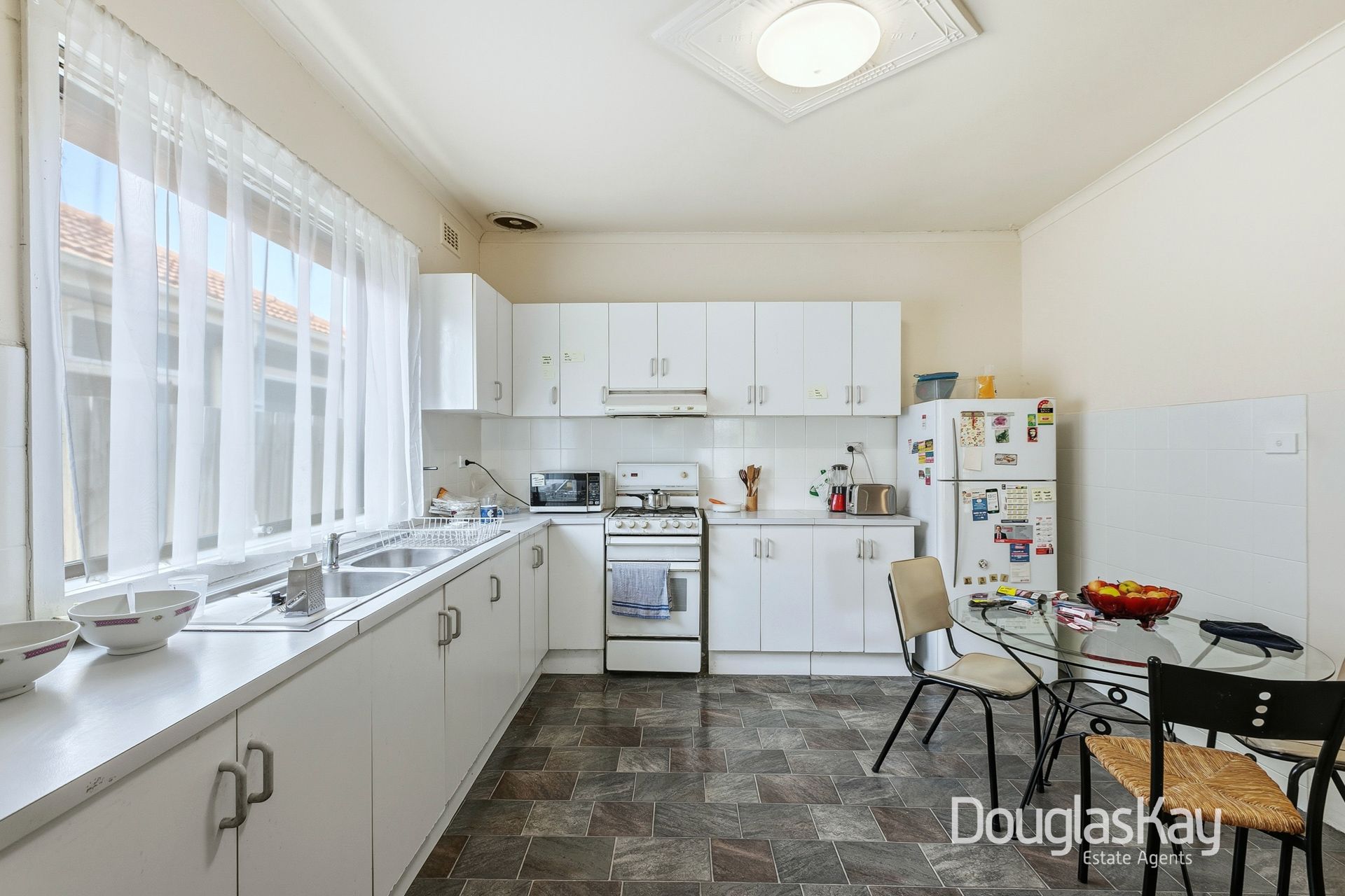 9 Ruth Street, Sunshine North VIC, Sunshine North - Thumbnail 8