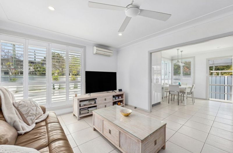 Pagewood, Pagewood, Pagewood - Thumbnail 3