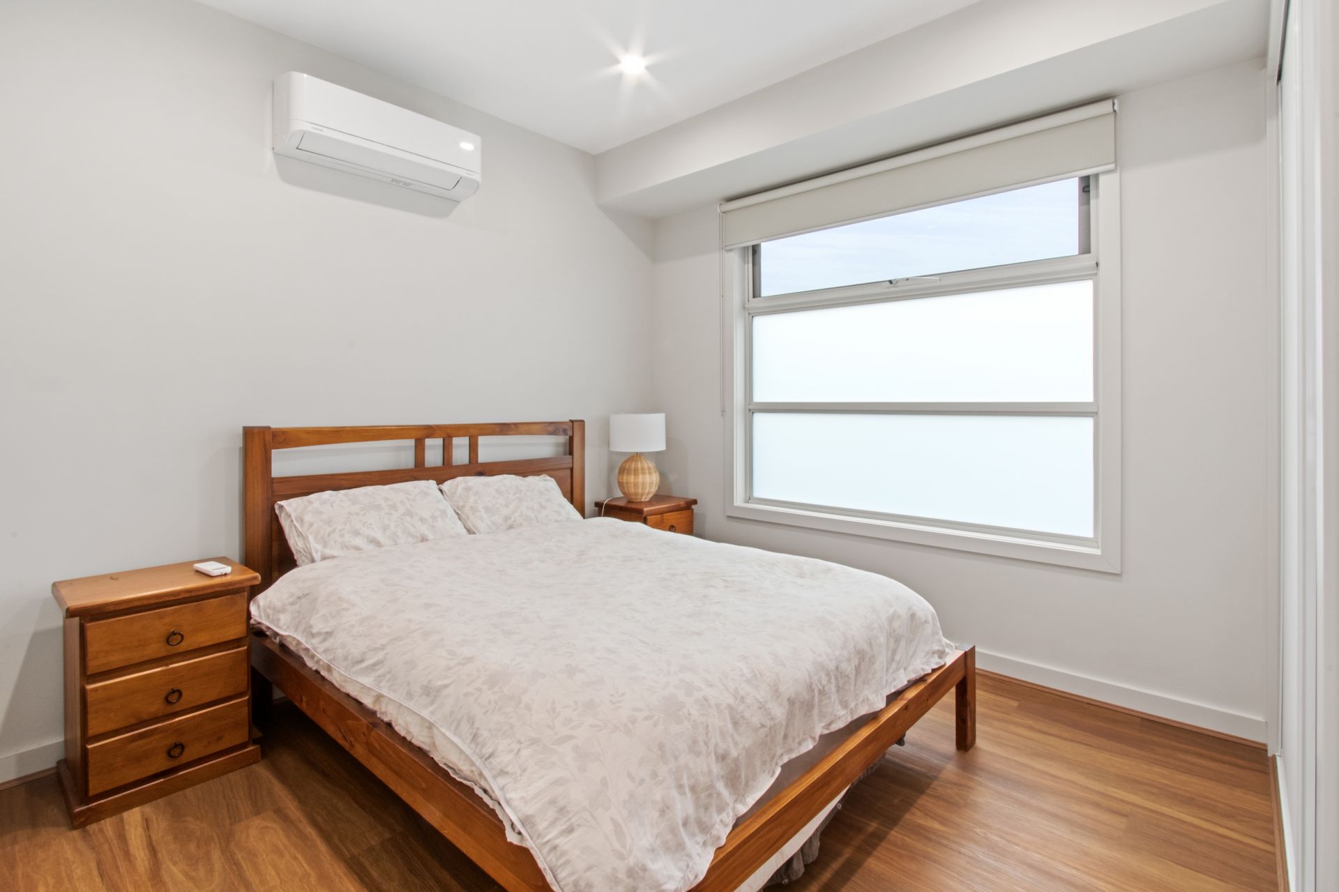 Stylish 3-Bedroom Townhouse in Prime Reservoir Location