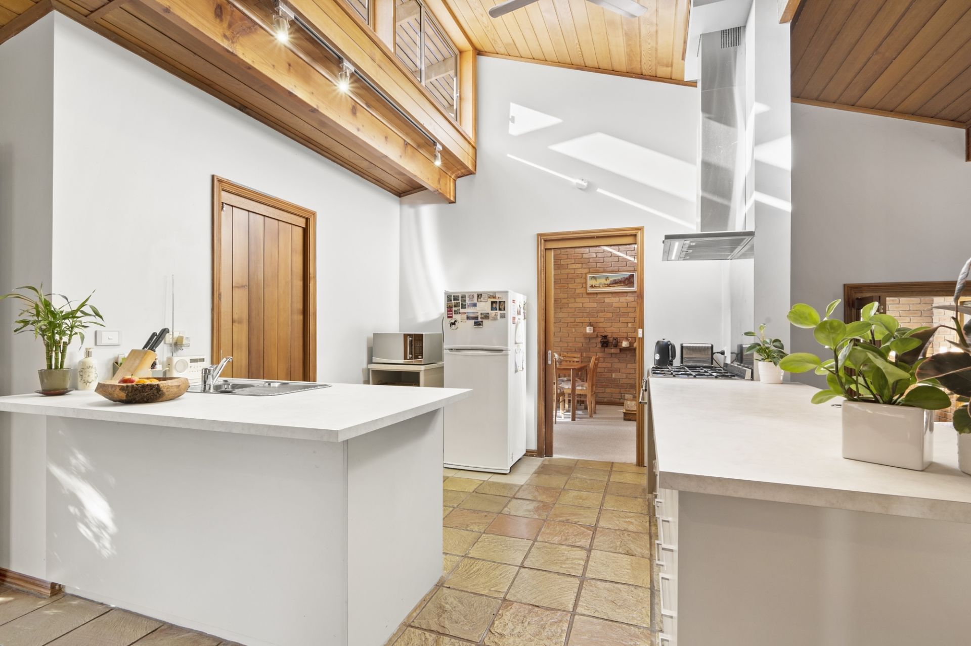 10-12 Coobah Court, Maryborough - Thumbnail 3