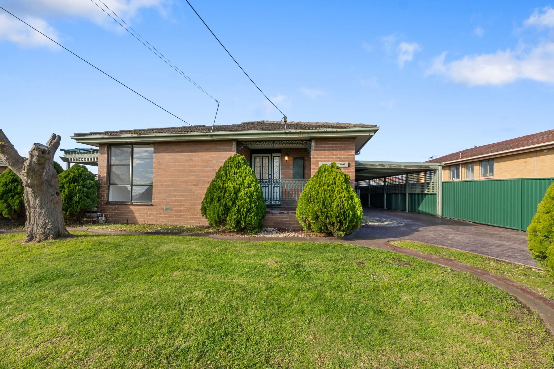 Comfortable Family Living in a Convenient Location