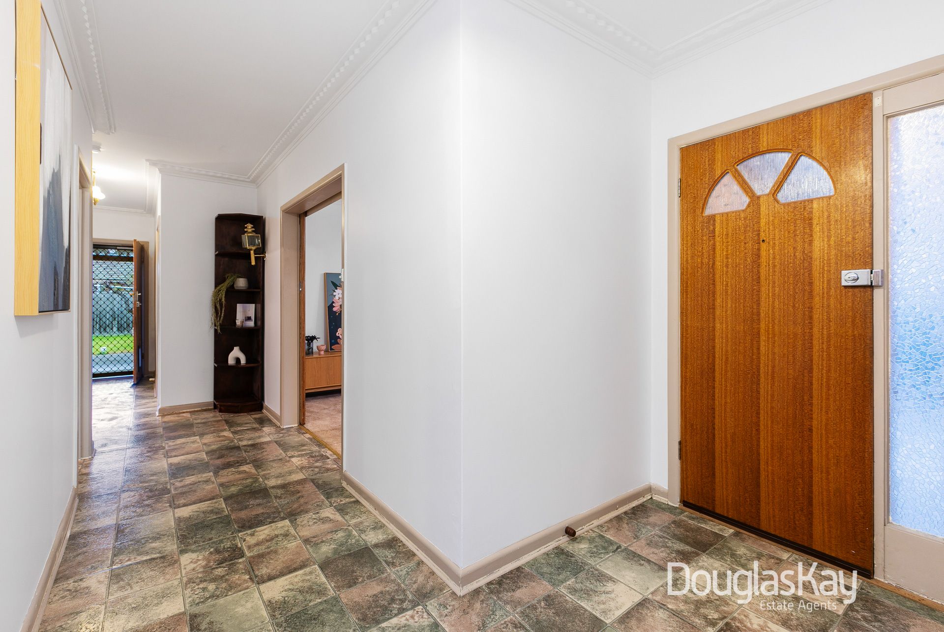 37 Kosky Street, Sunshine West VIC, Sunshine West - Thumbnail 3