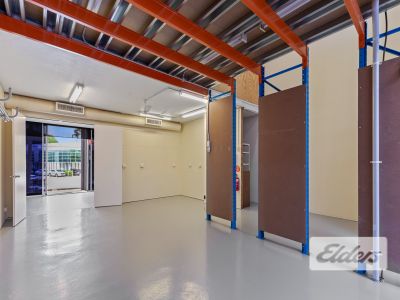 OFFICE/SHOWROOM IN THE HEART OF MILTON