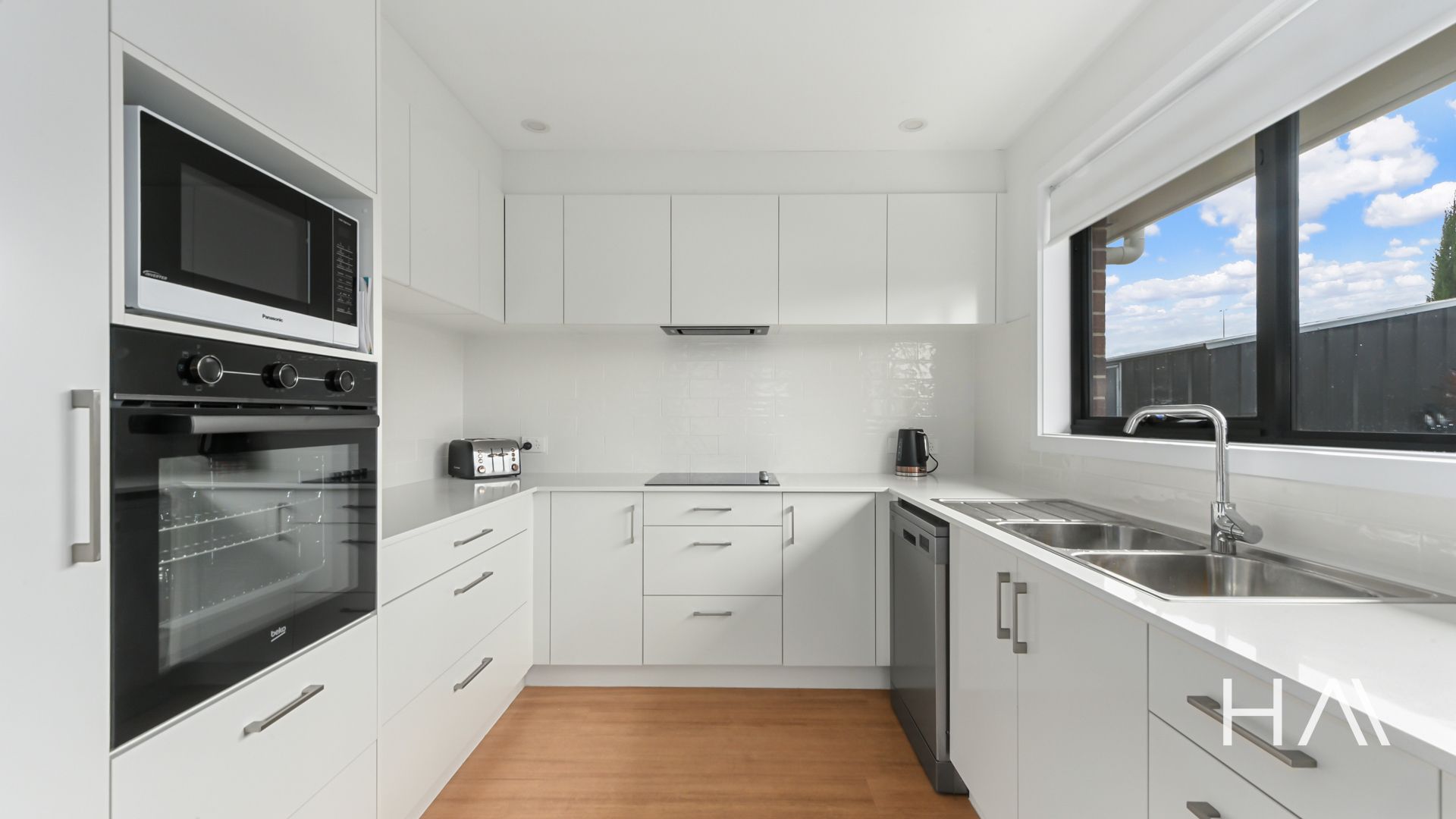 2/71 Cypress Street Newstead, Newstead - Thumbnail 3