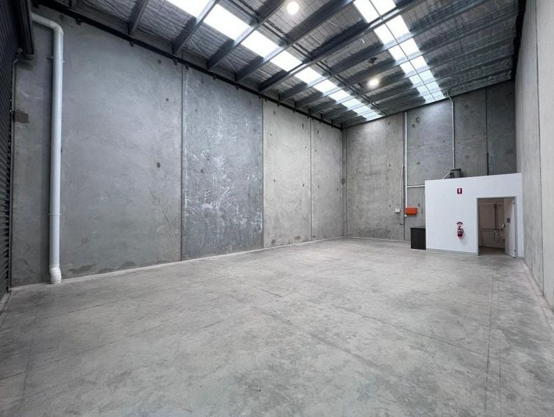 Prime Commercial Warehouse Space