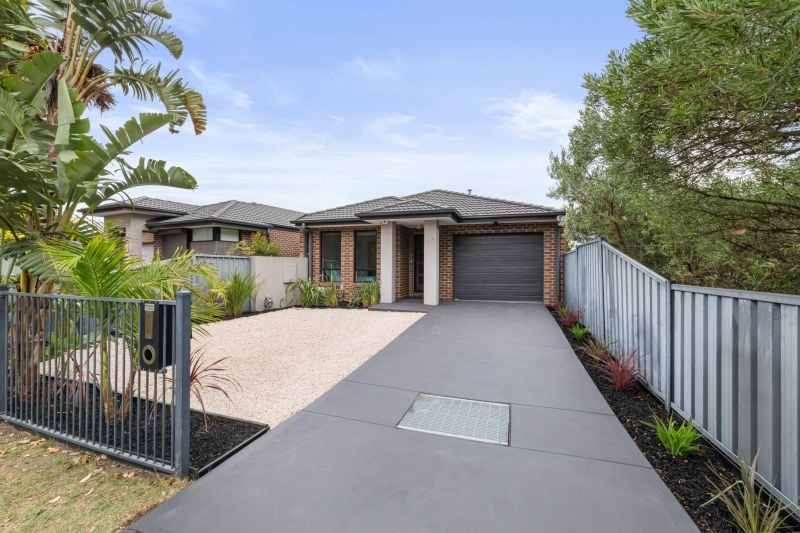 35A Warranilla Avenue, Rosebud