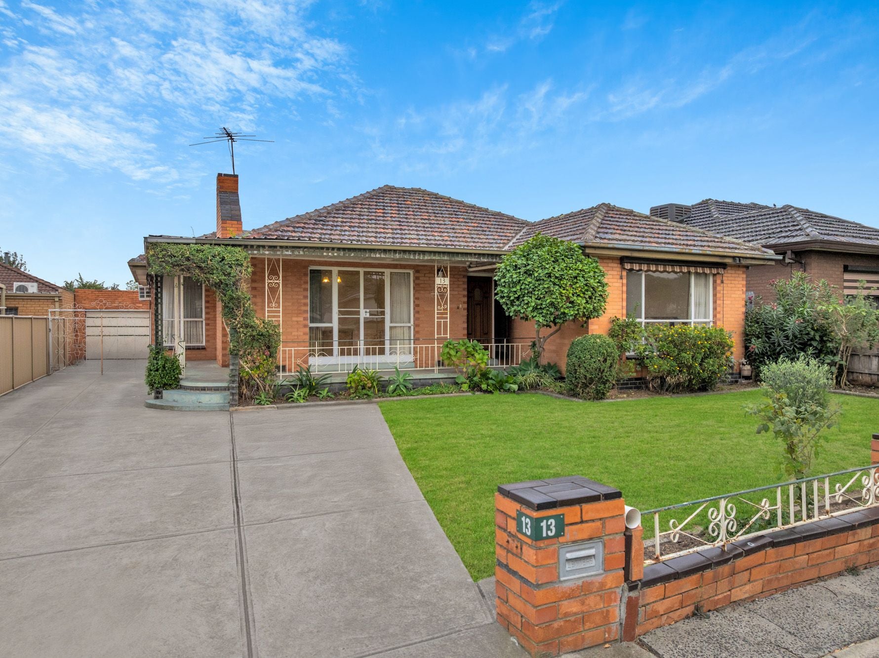 TIMELESS CLASSIC - With 2 Brick Bungalows