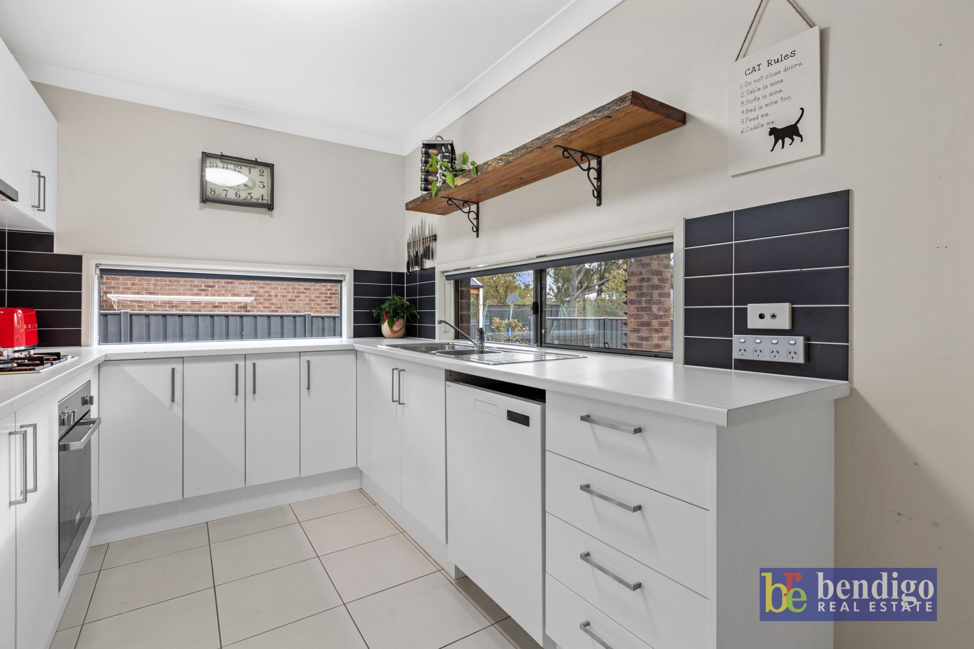 55 Kulmani Street Jackass Flat VIC, Flat - Thumbnail 2