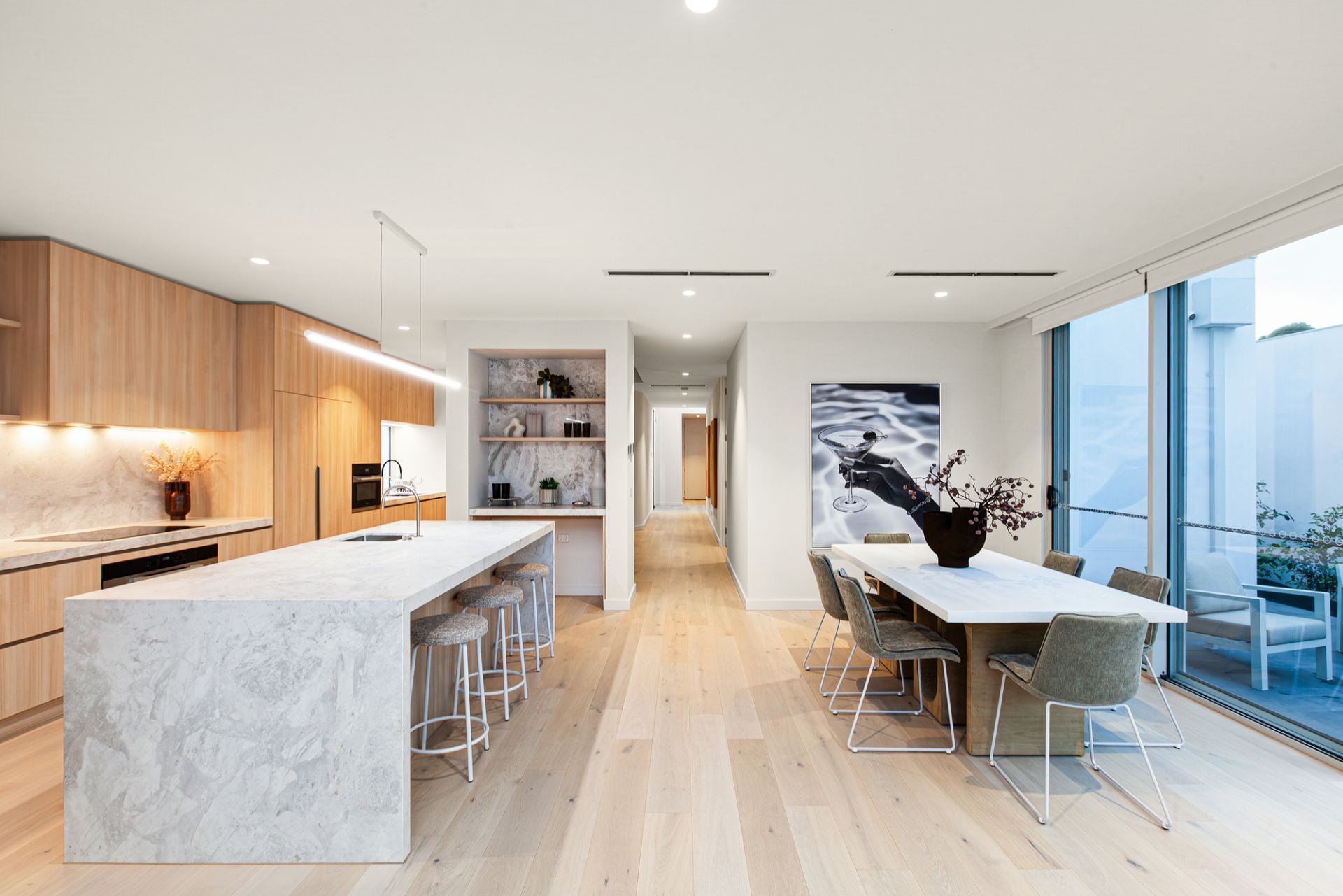5 Leonie Court, Brighton, Brighton - Thumbnail 6