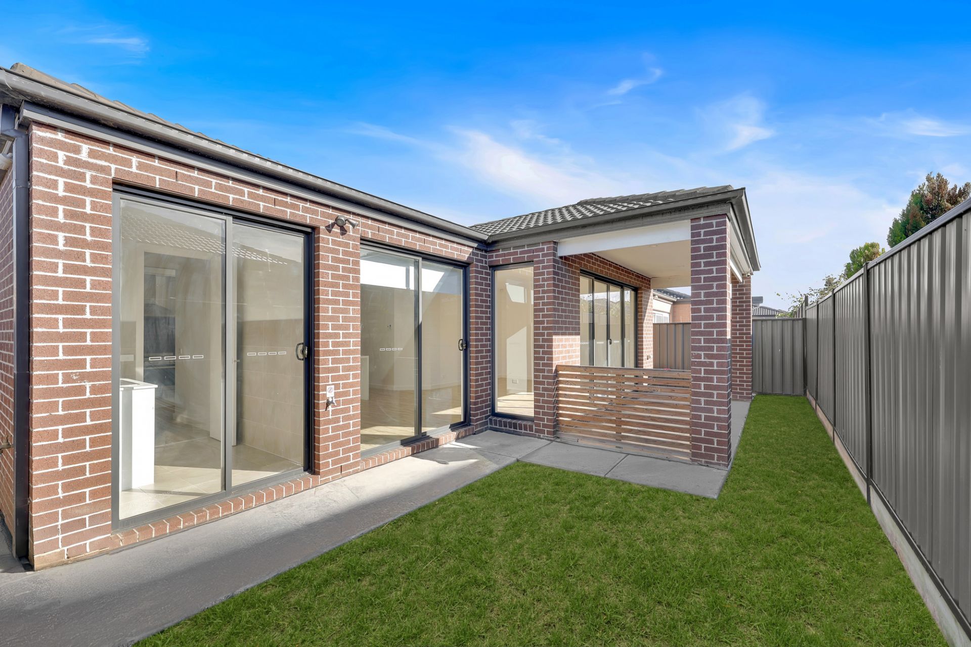 Comfortable Living with Easy Access to Local Amenities!