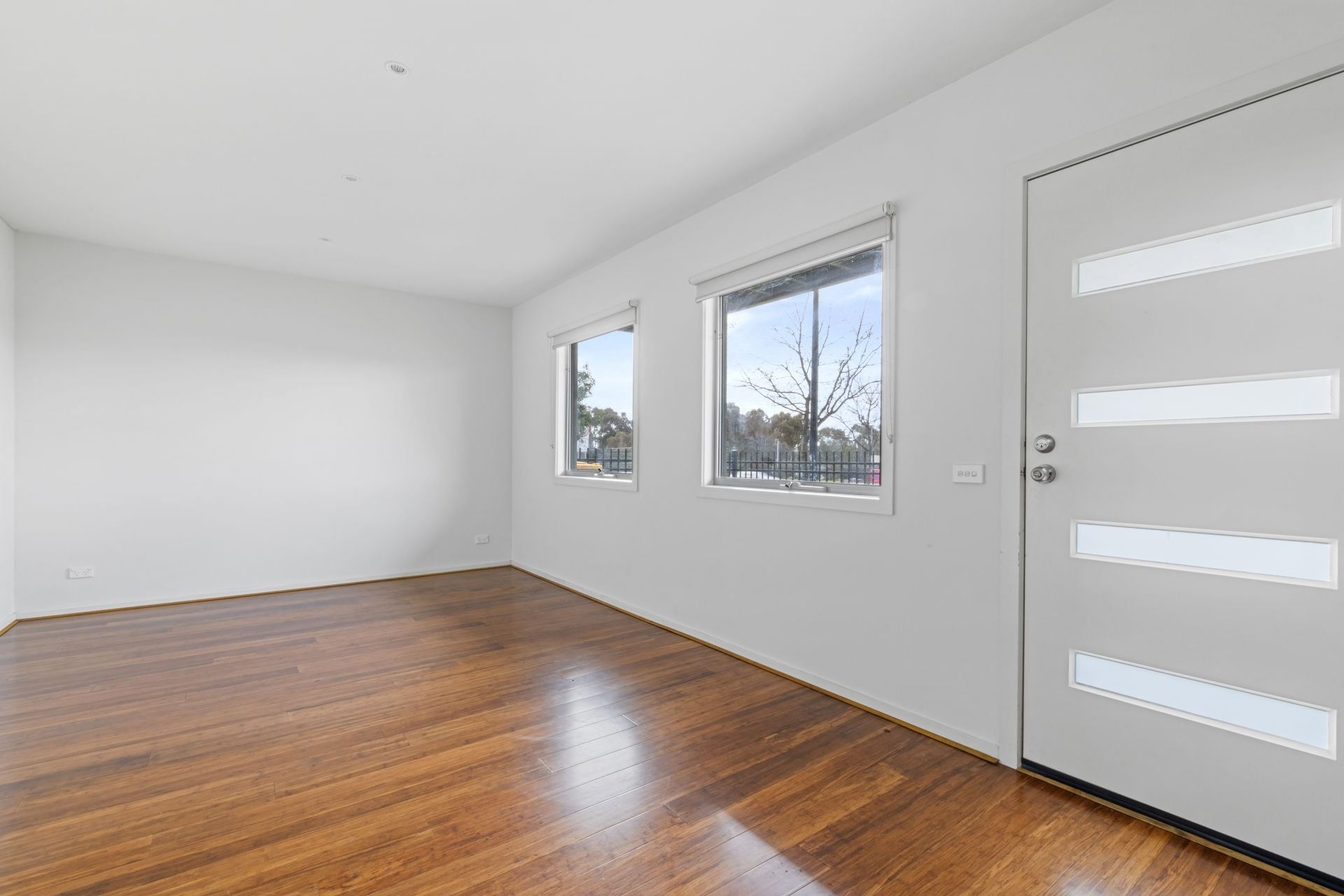 Craigieburn Three Bedroom Townhouse!