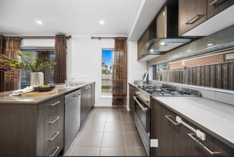 69 Athletic Circuit, Clyde VIC, Clyde - Thumbnail 5