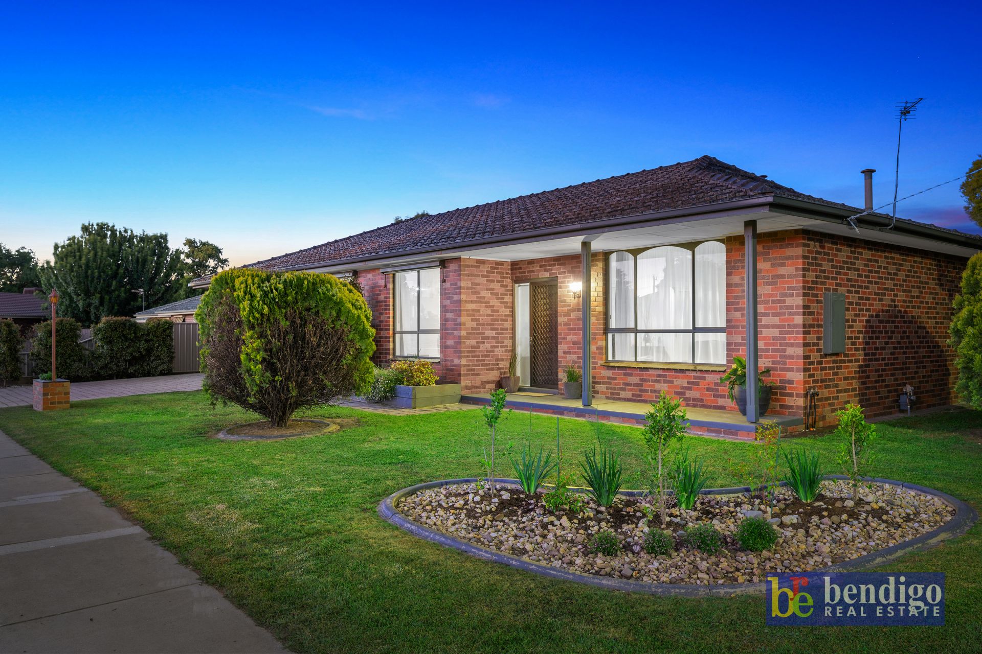 12 Derrimut Road Epsom VIC, Epsom - Thumbnail 2