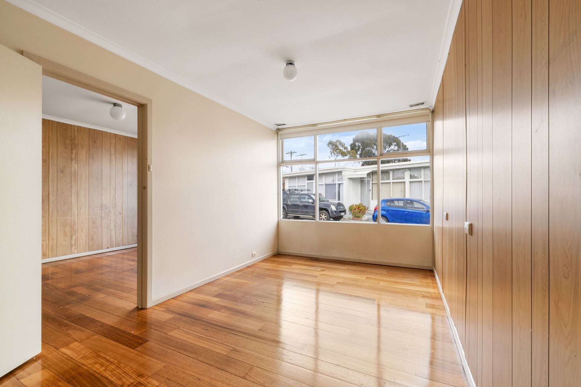 COMFORTABLE TWO-BEDROOM UNIT