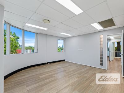 FUNCTIONAL OFFICE ALONG ABBOTSFORD ROAD!