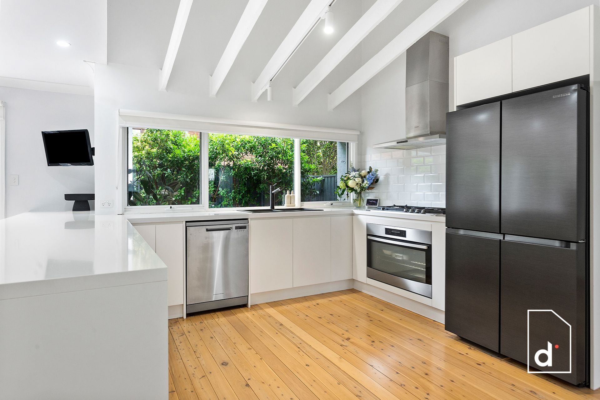 14 The Parkway, Balgownie NSW