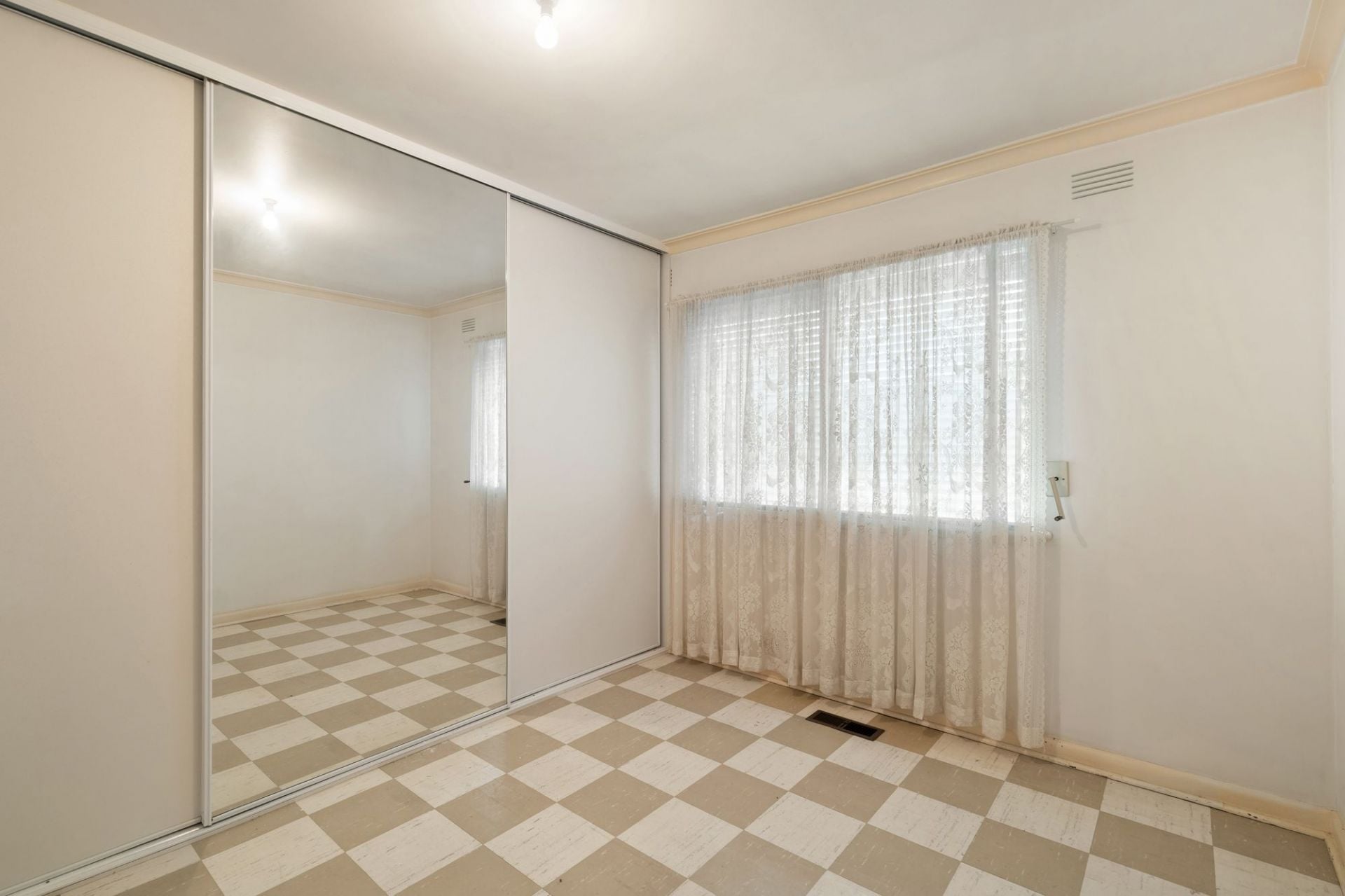 Investor / Builder Alert - Rare RGZ1 Corner Site ...... in Blue-Ribbon Locale